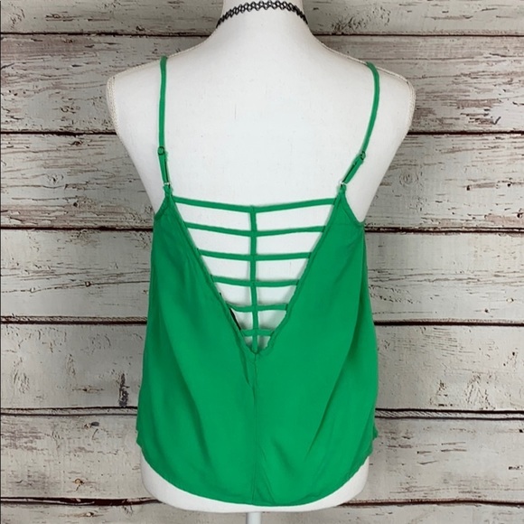 Chloe K Green Spaghetti Strap Crop Tank - Picture 3 of 9